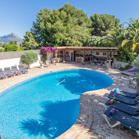 Donzella Villa *